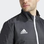 Зимняя куртка мужская adidas Entrada 22