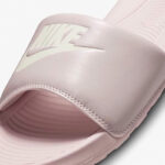 Сланцы женские W NIKE VICTORI ONE SLIDE