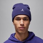 Шапка Nike J PEAK BEANIE ESS